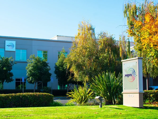 Wipro携手IBM watsonx推进企业通用AI