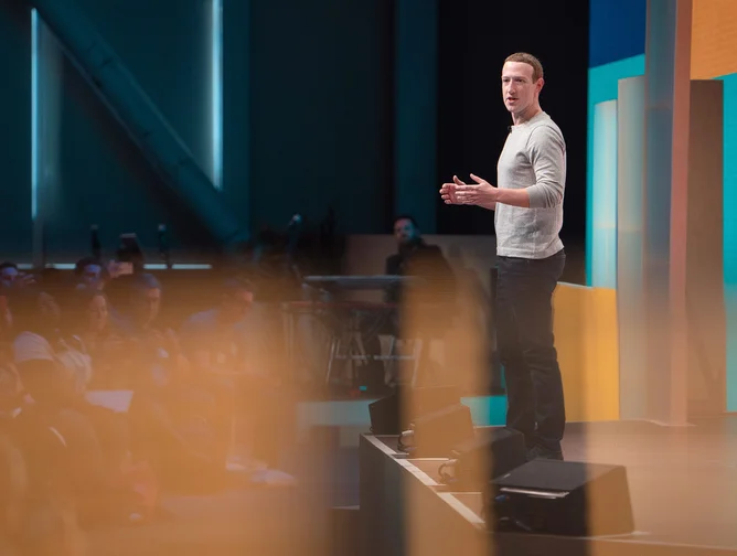 Meta 的 Llama 3：开发通用人工智能